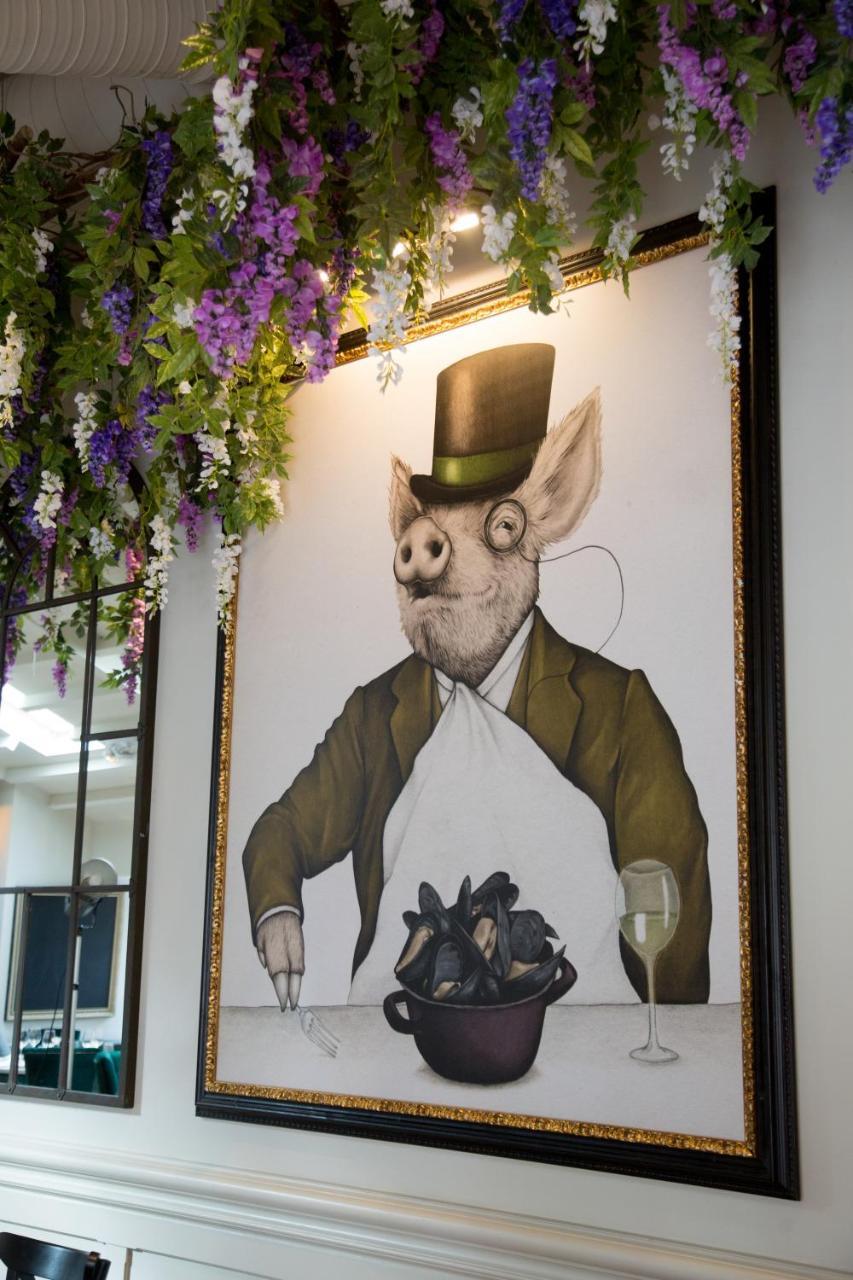 The Impeccable Pig Hotel Sedgefield Exterior photo